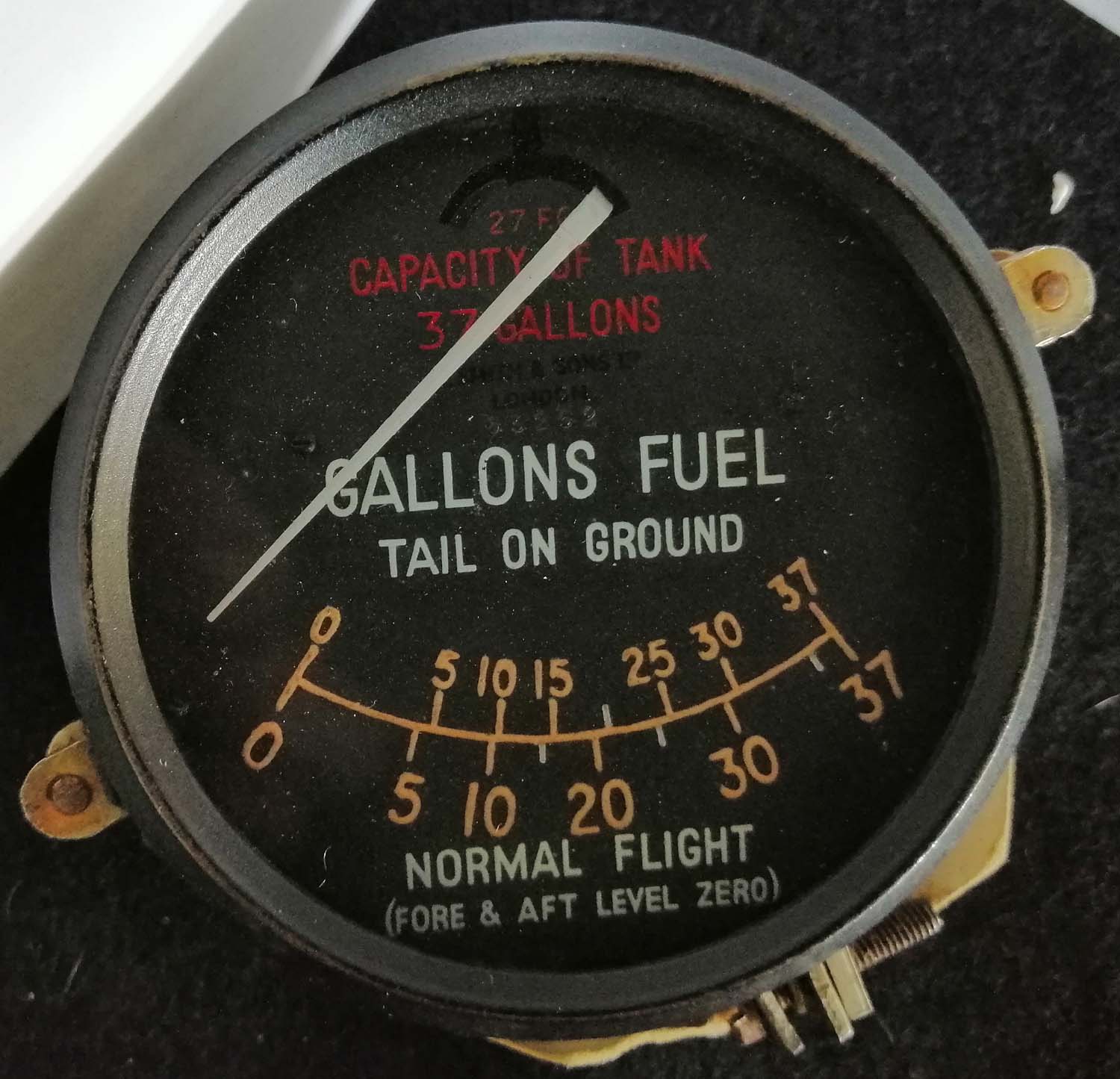 SpitfireSpares.com - warbird Instruments