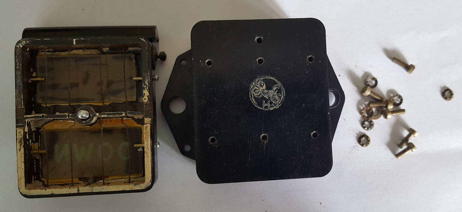 SpitfireSpares.com - warbird Instruments